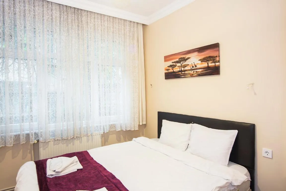 Divan Wooden Guesthouse Istanbul Bed & Breakfast